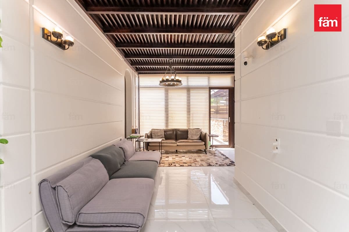 4 bedroom villa in Al Salam Townhouses, photograph 10 of 20