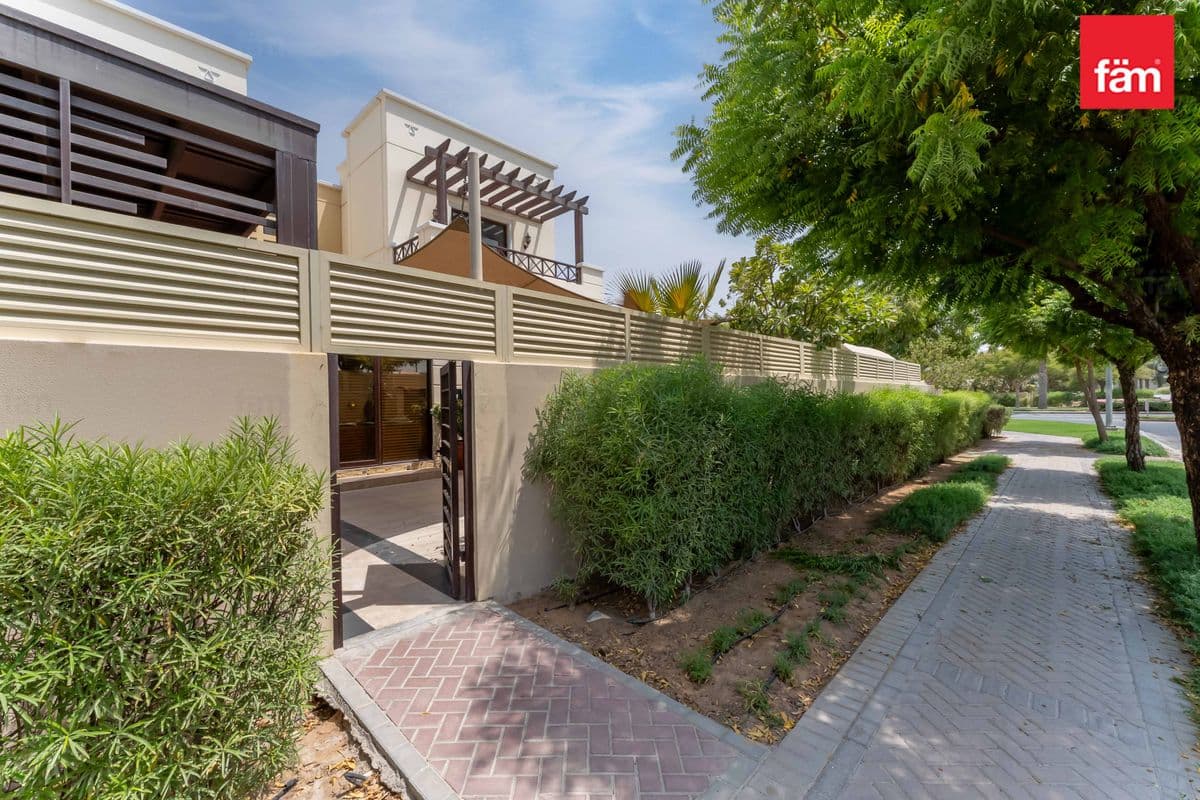 4 bedroom villa in Al Salam Townhouses, photograph 20 of 20