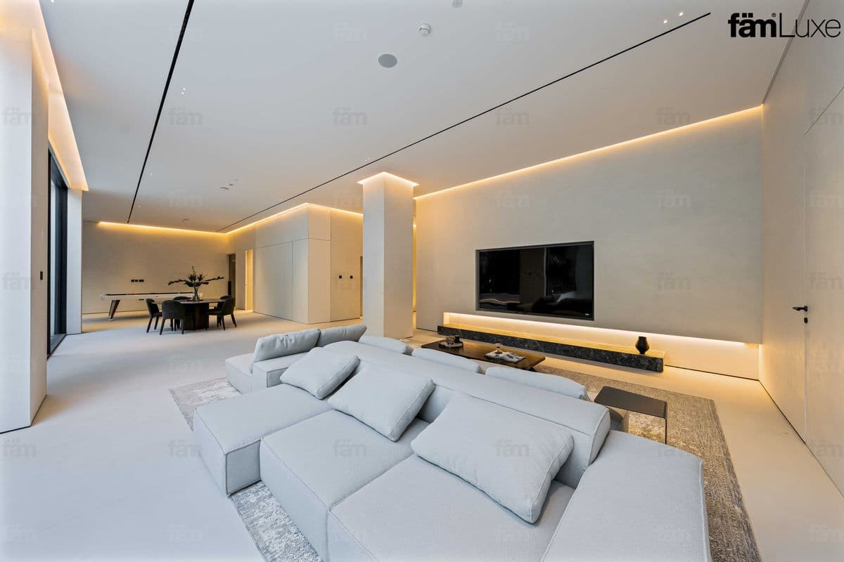6 bedroom villa in Al Wasl Villas, photograph 16 of 20