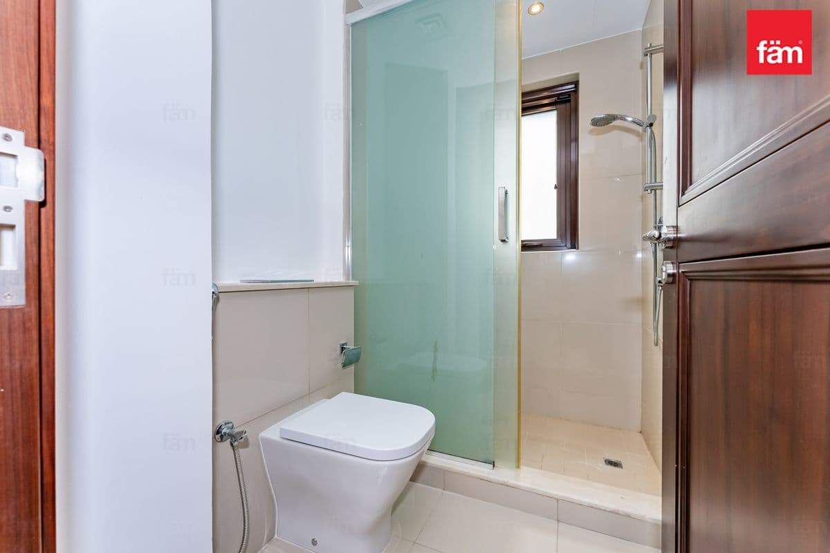 4 bedroom villa in Aseel, photograph 14 of 20