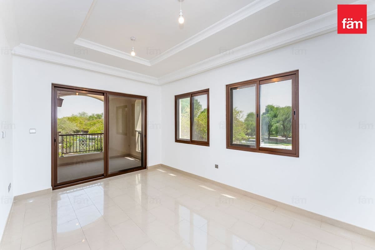 4 bedroom villa in Aseel, photograph 18 of 20