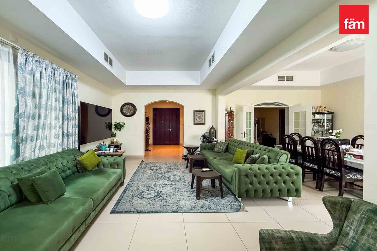 5 bedroom villa in Cedre Villas Cluster G, photograph 15 of 19