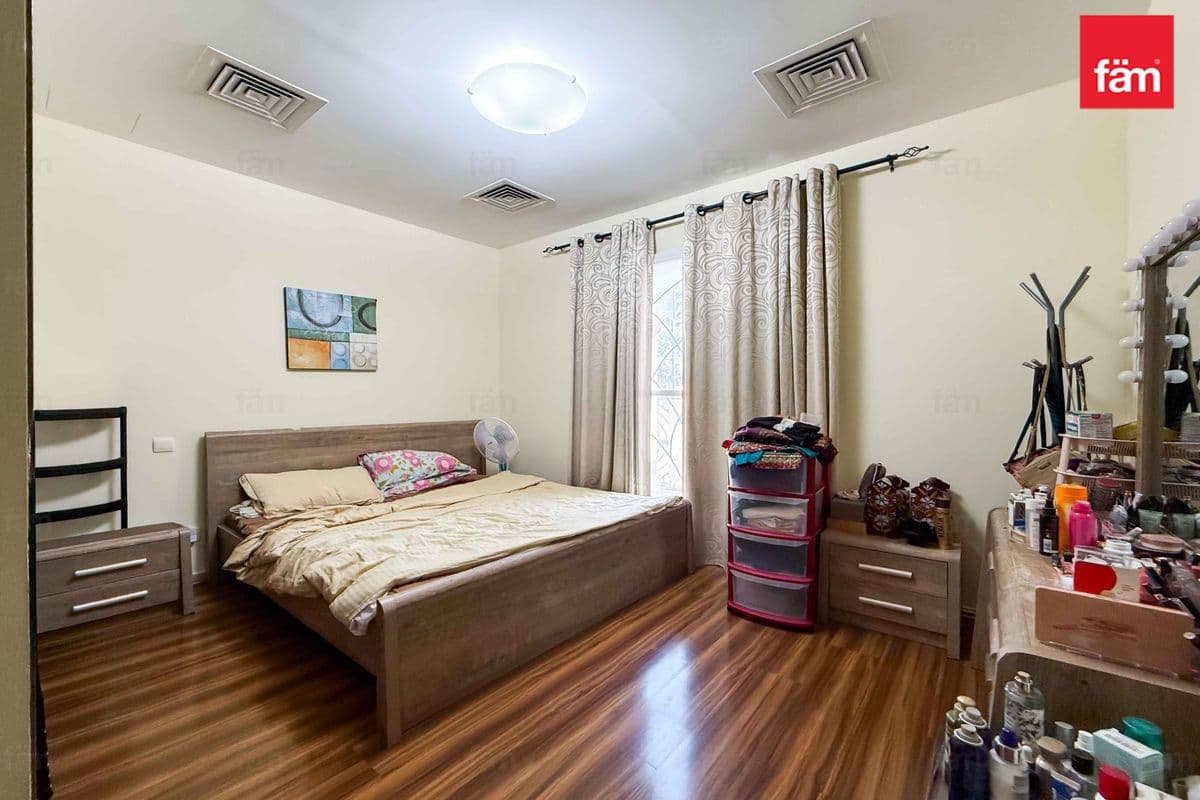 5 bedroom villa in Cedre Villas Cluster G, photograph 3 of 19
