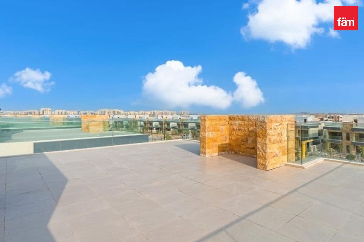 6 bedroom villa in DAMAC Lagoons Costa Brava 1, photograph 4 of 18