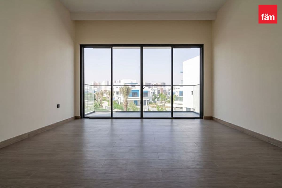 6 bedroom villa in DAMAC Lagoons Santorini 3, photograph 7 of 14