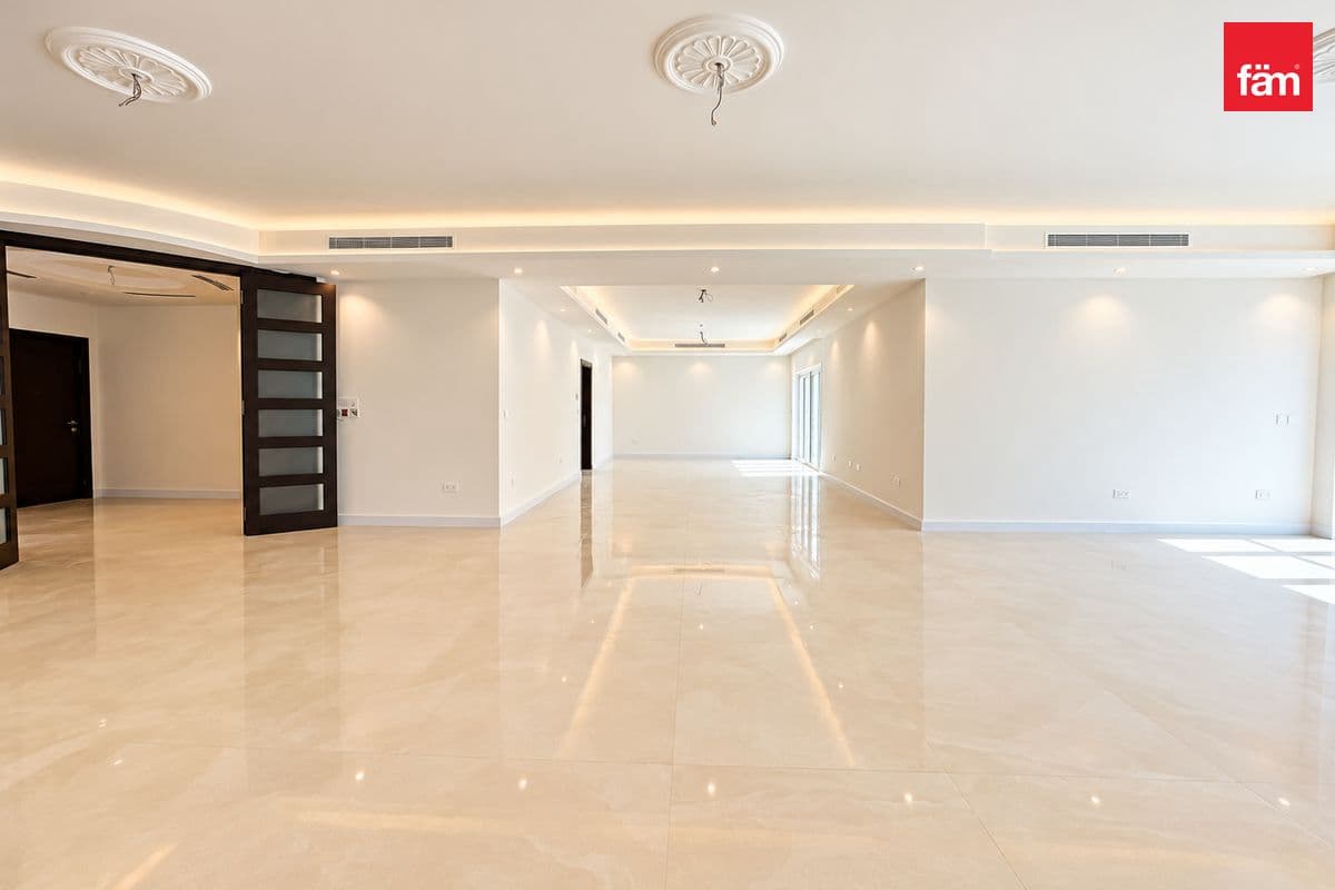 5 bedroom villa in District 2 - Jumeirah Park, photograph 7 of 20
