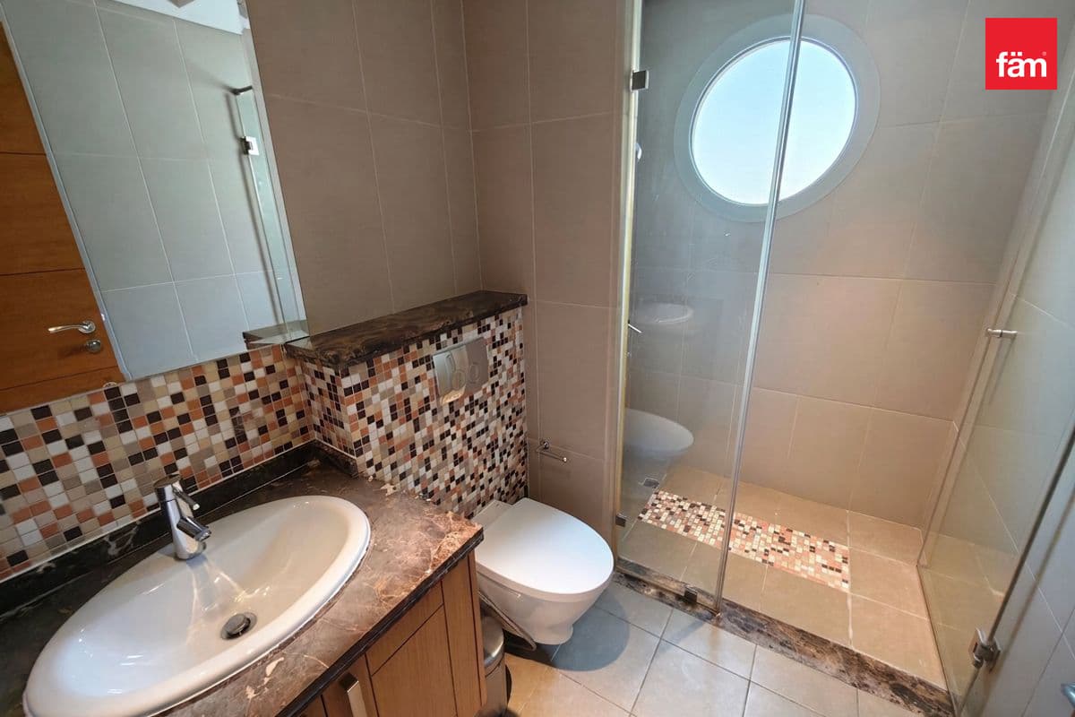 5 bedroom villa in District 2 - Jumeirah Park, photograph 20 of 20