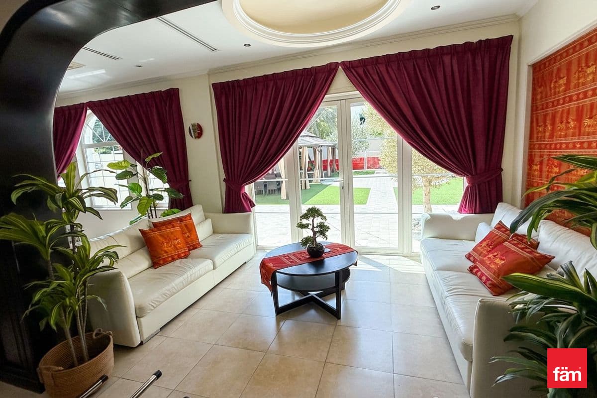 3 bedroom villa in District 5, photograph 6 of 11