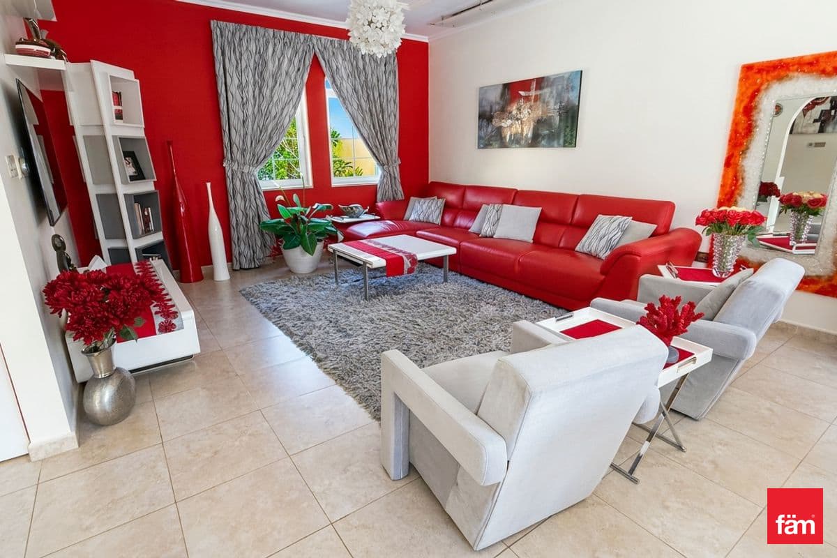 3 bedroom villa in District 5, photograph 5 of 11