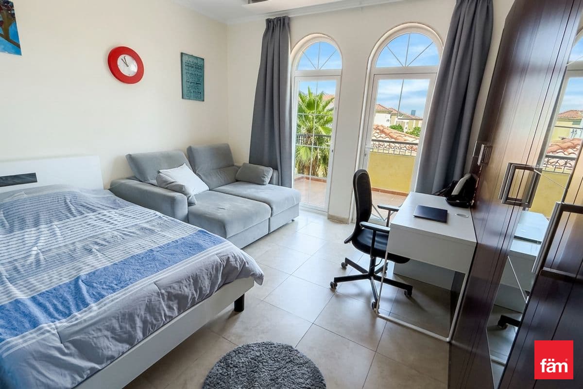 3 bedroom villa in District 5, photograph 8 of 11