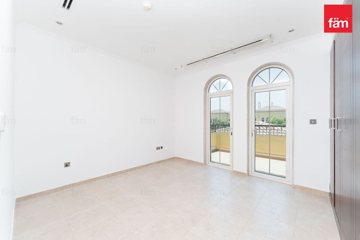 3 bedroom villa in District 5, photograph 15 of 20