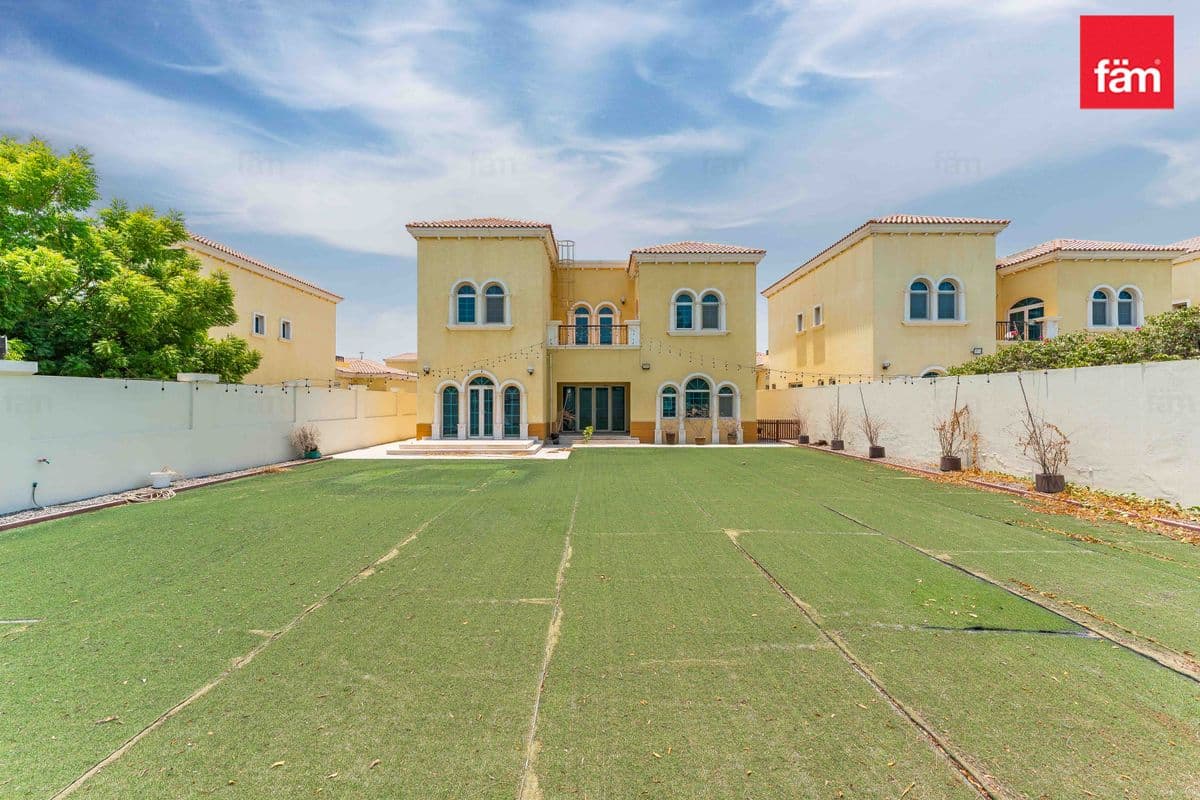 3 bedroom villa in District 5, photograph 5 of 20