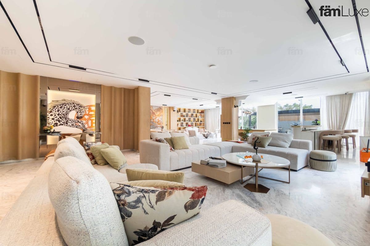 4 bedroom villa in District 6, photograph 13 of 20