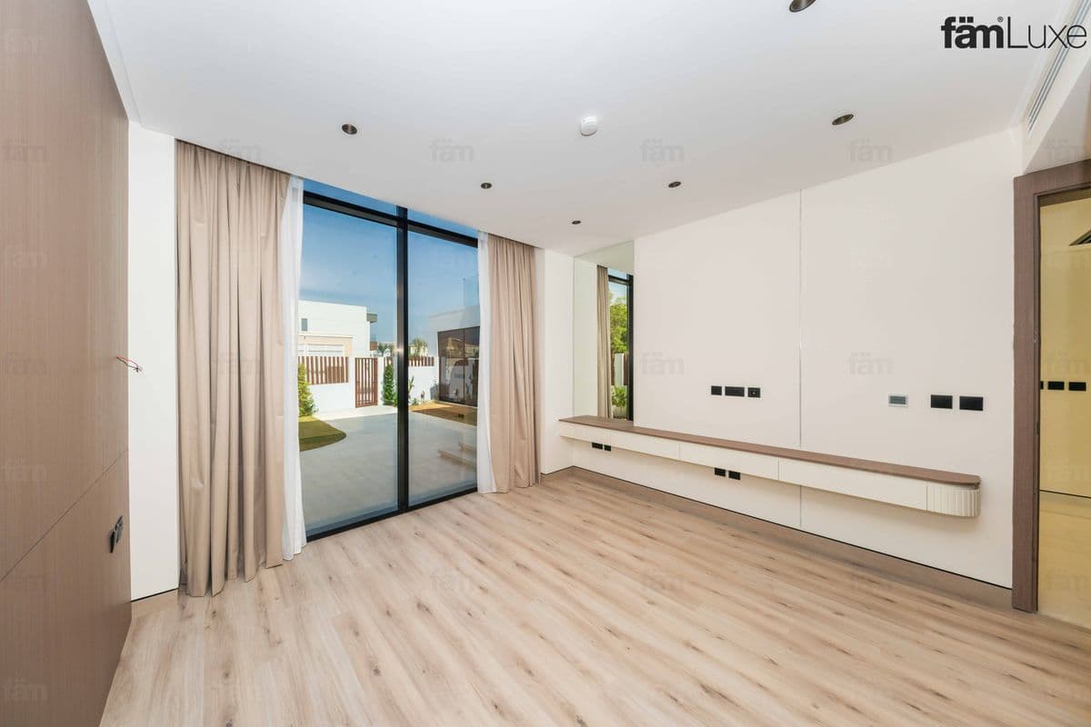 4 bedroom villa in District 6, photograph 8 of 20