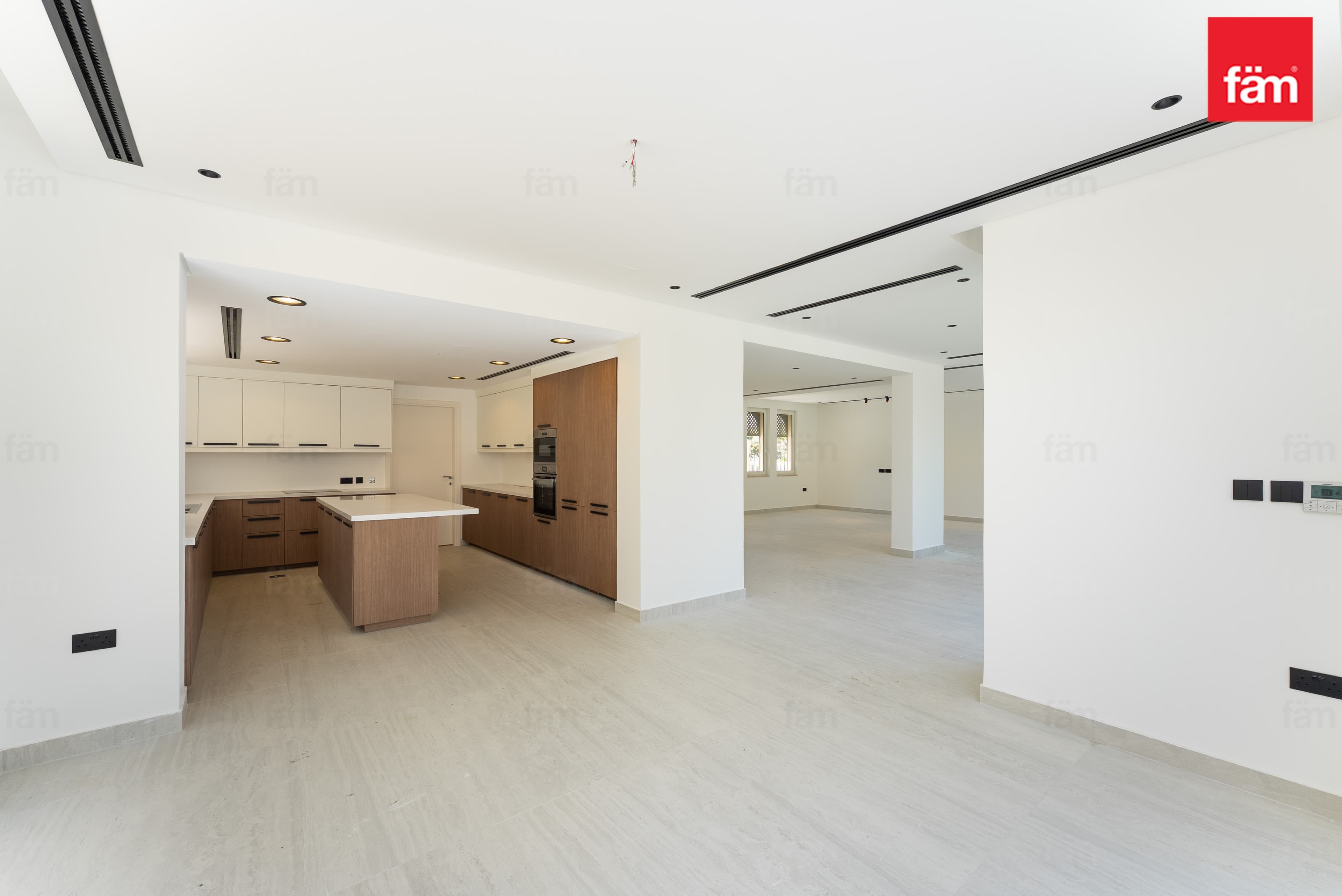 3 bedroom villa in District 8, photograph 6 of 20