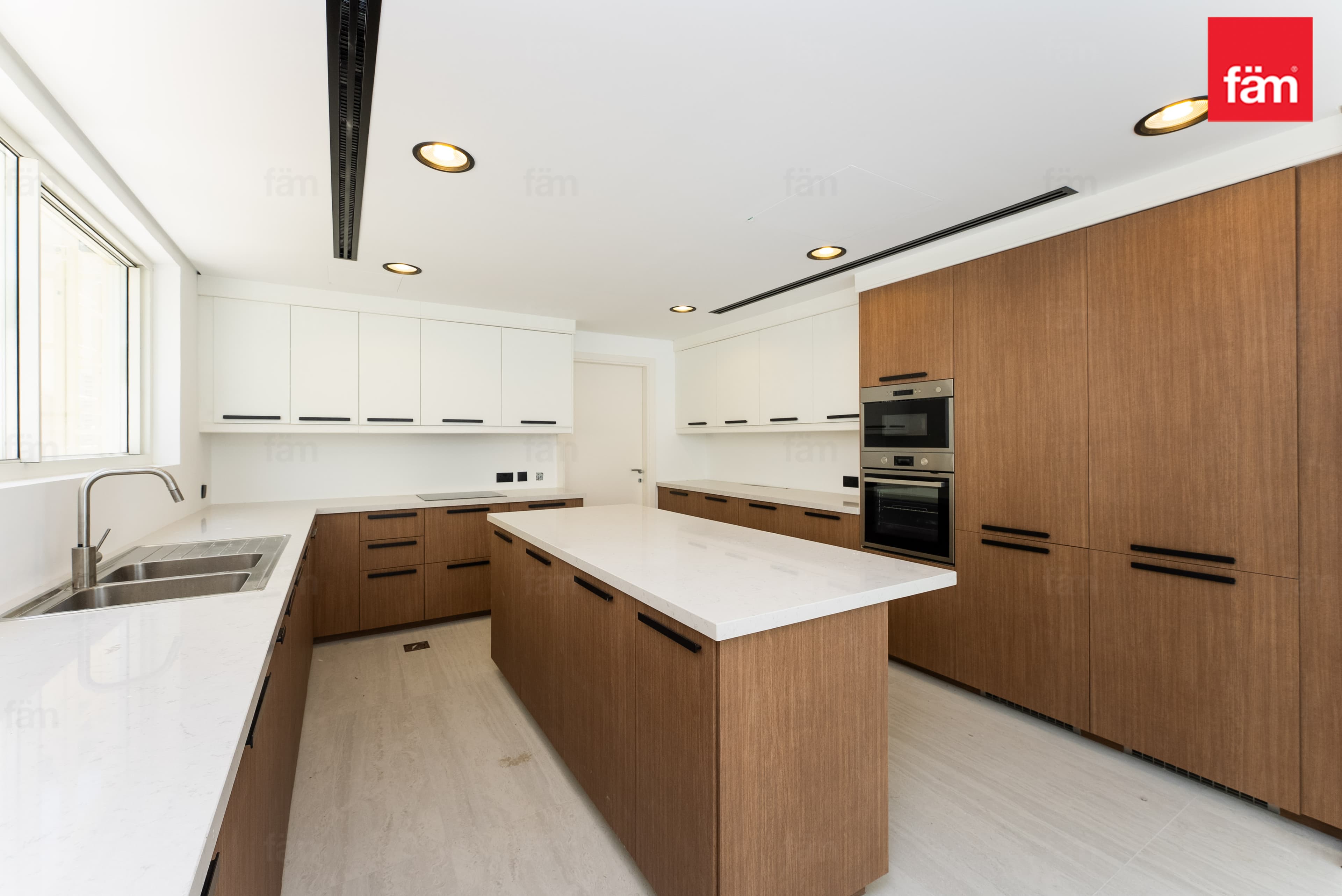 3 bedroom villa in District 8, photograph 7 of 20