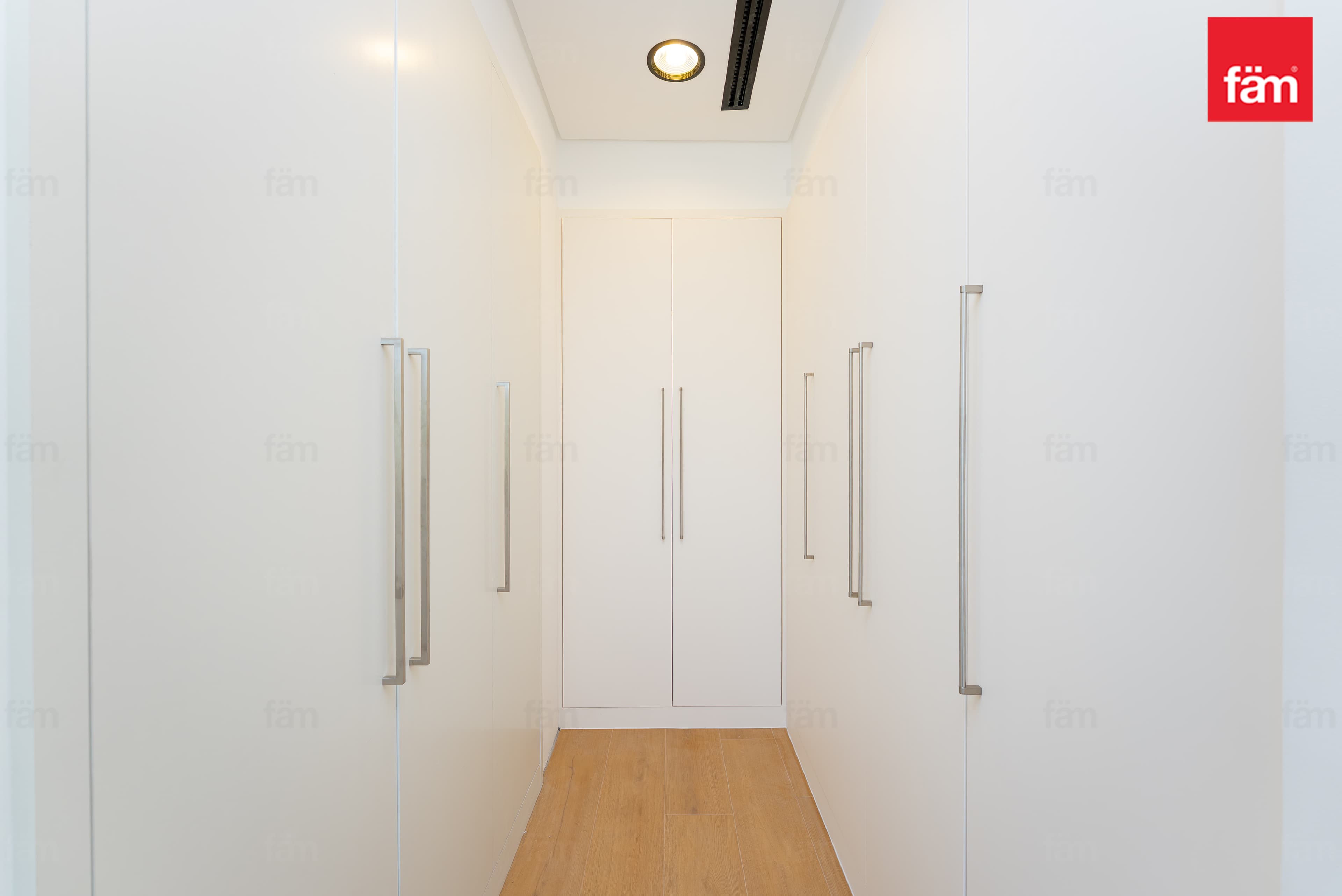 3 bedroom villa in District 8, photograph 14 of 20