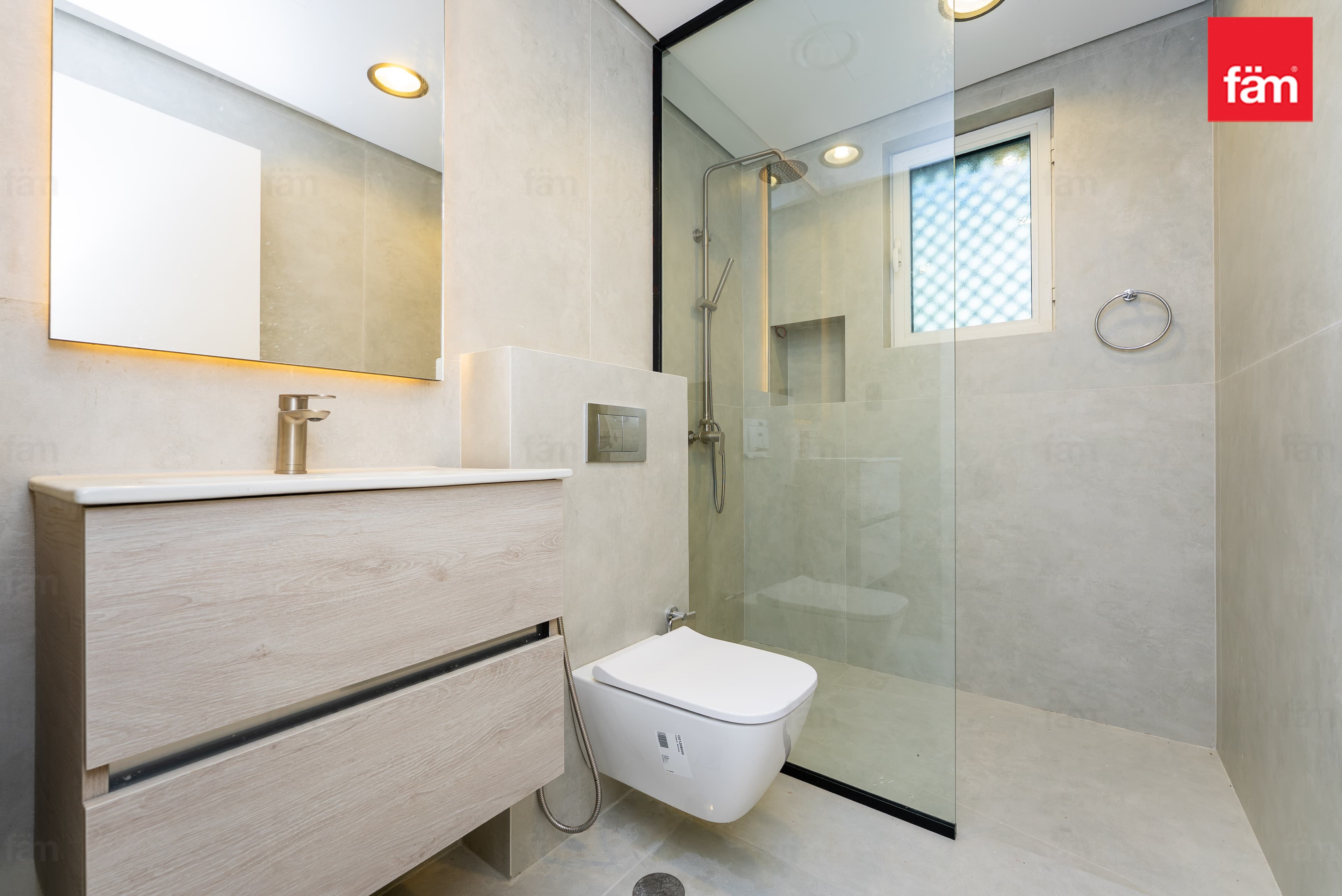 3 bedroom villa in District 8, photograph 18 of 20
