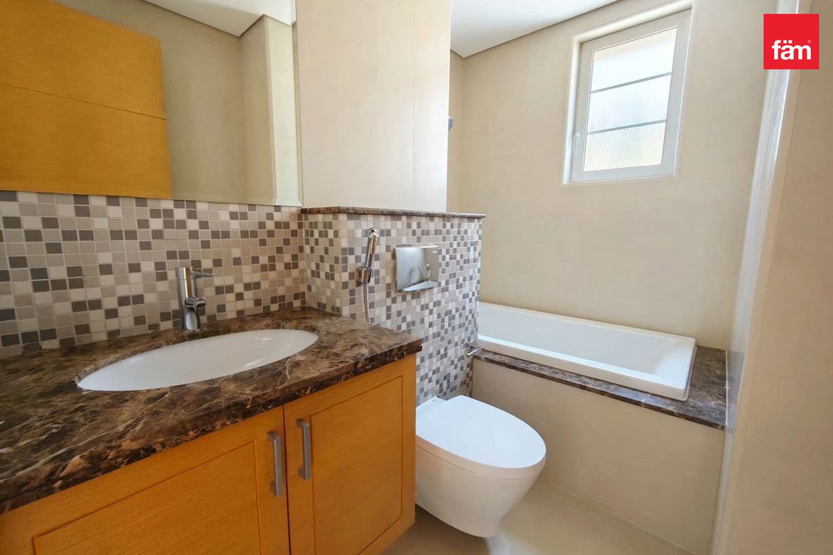 4 bedroom villa in District 8, photograph 11 of 20