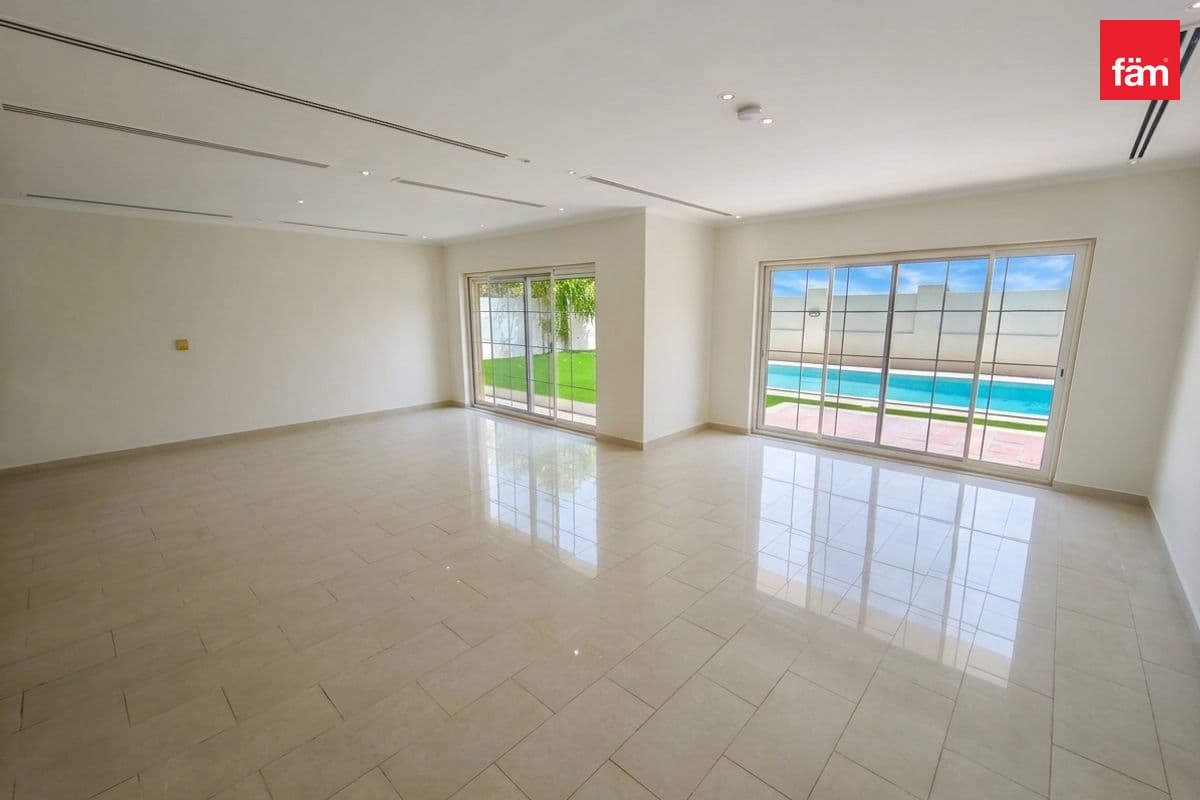 4 bedroom villa in District 8, photograph 15 of 20