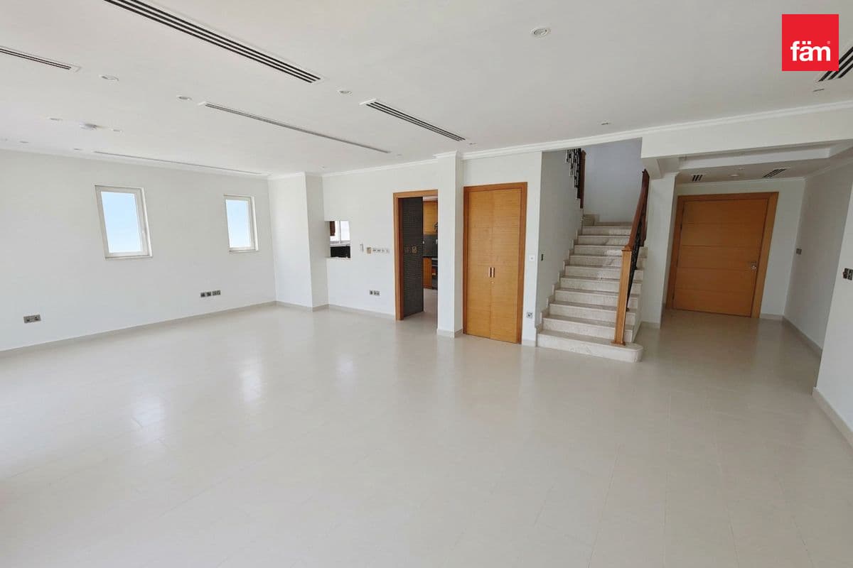 4 bedroom villa in District 8, photograph 16 of 20