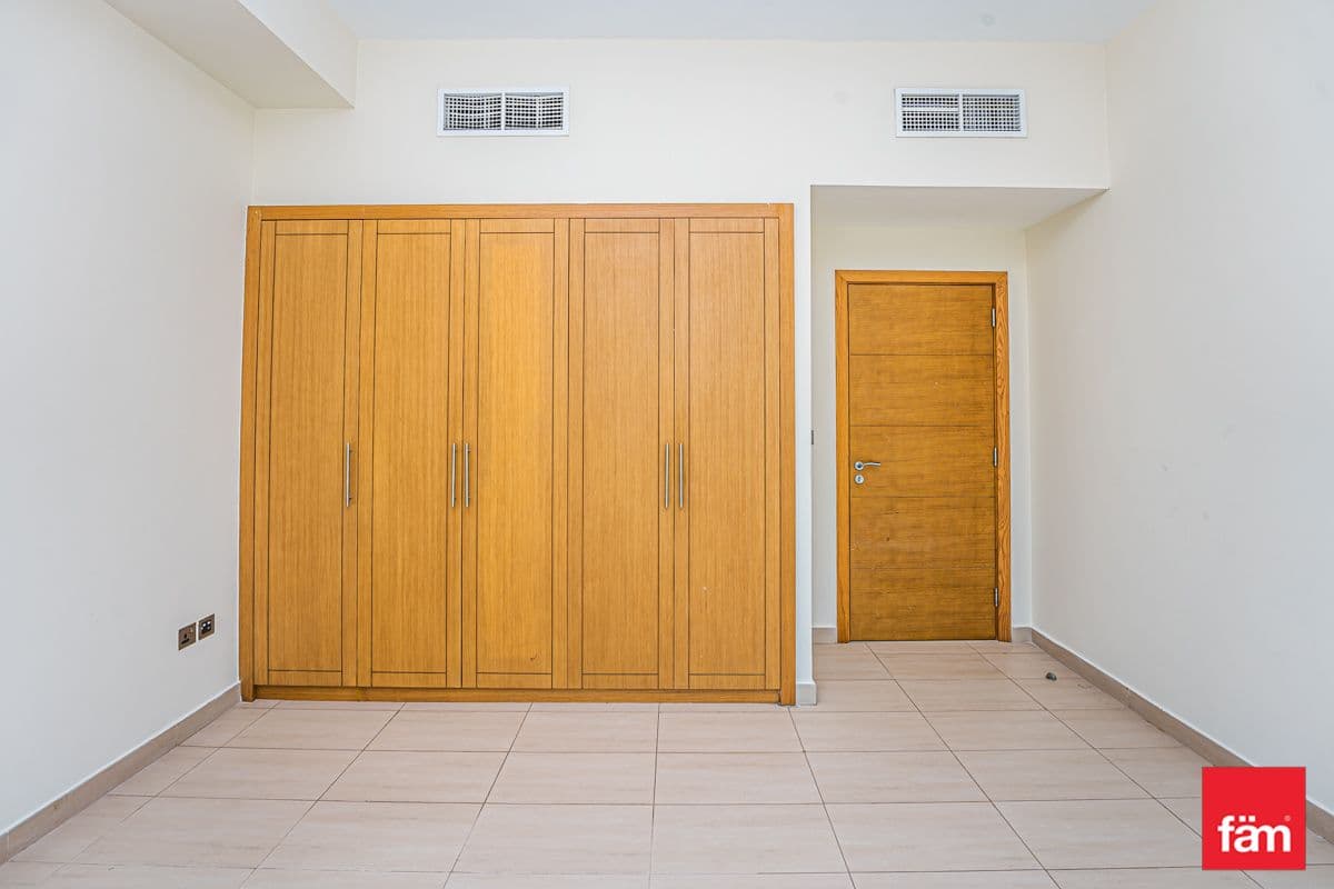 4 bedroom villa in District 9 - Legacy Nova Villas, photograph 16 of 20