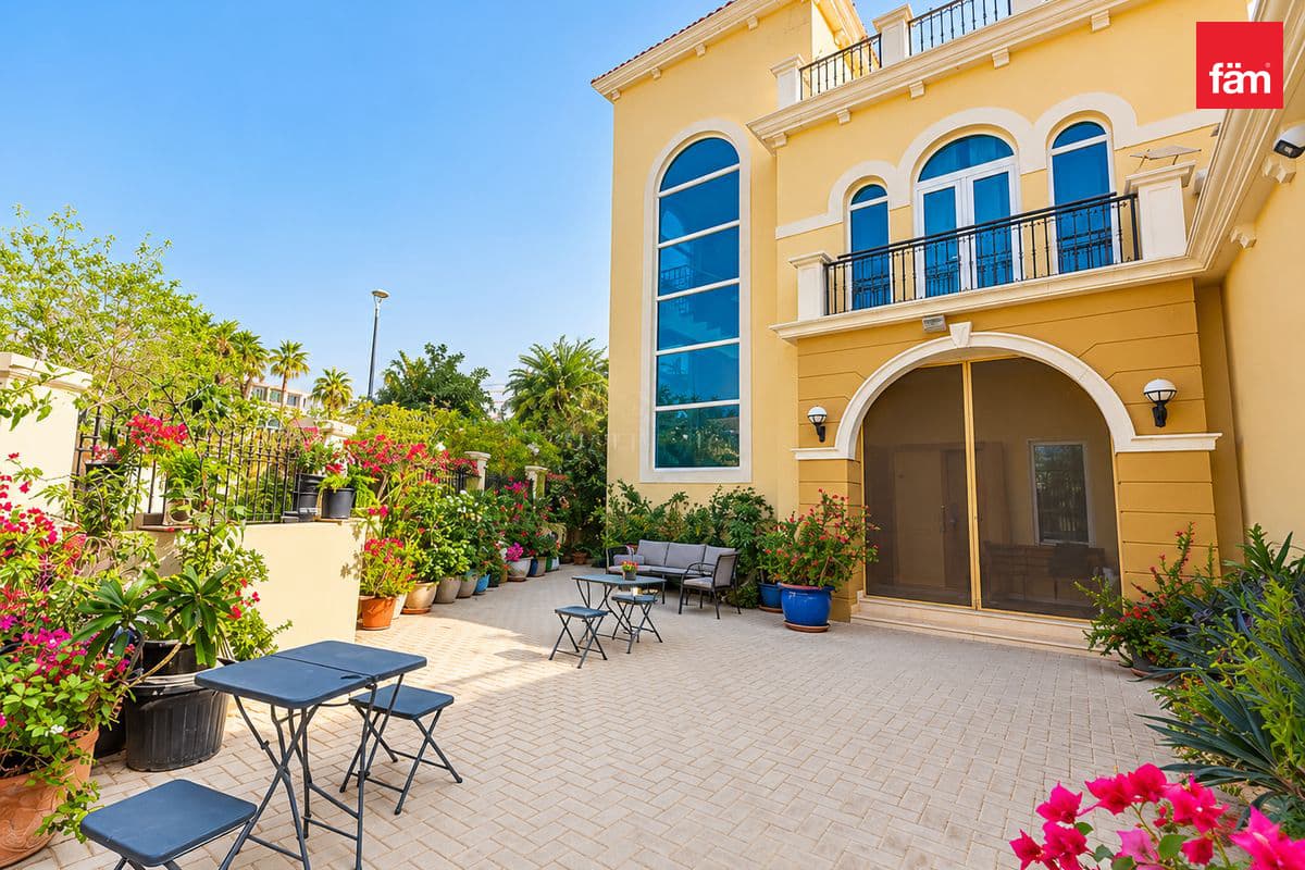 Villa in District 9 - Legacy Nova Villas