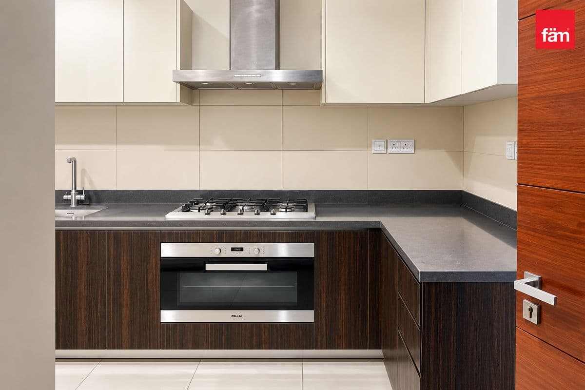 5 bedroom villa in District One Villas, photograph 4 of 12