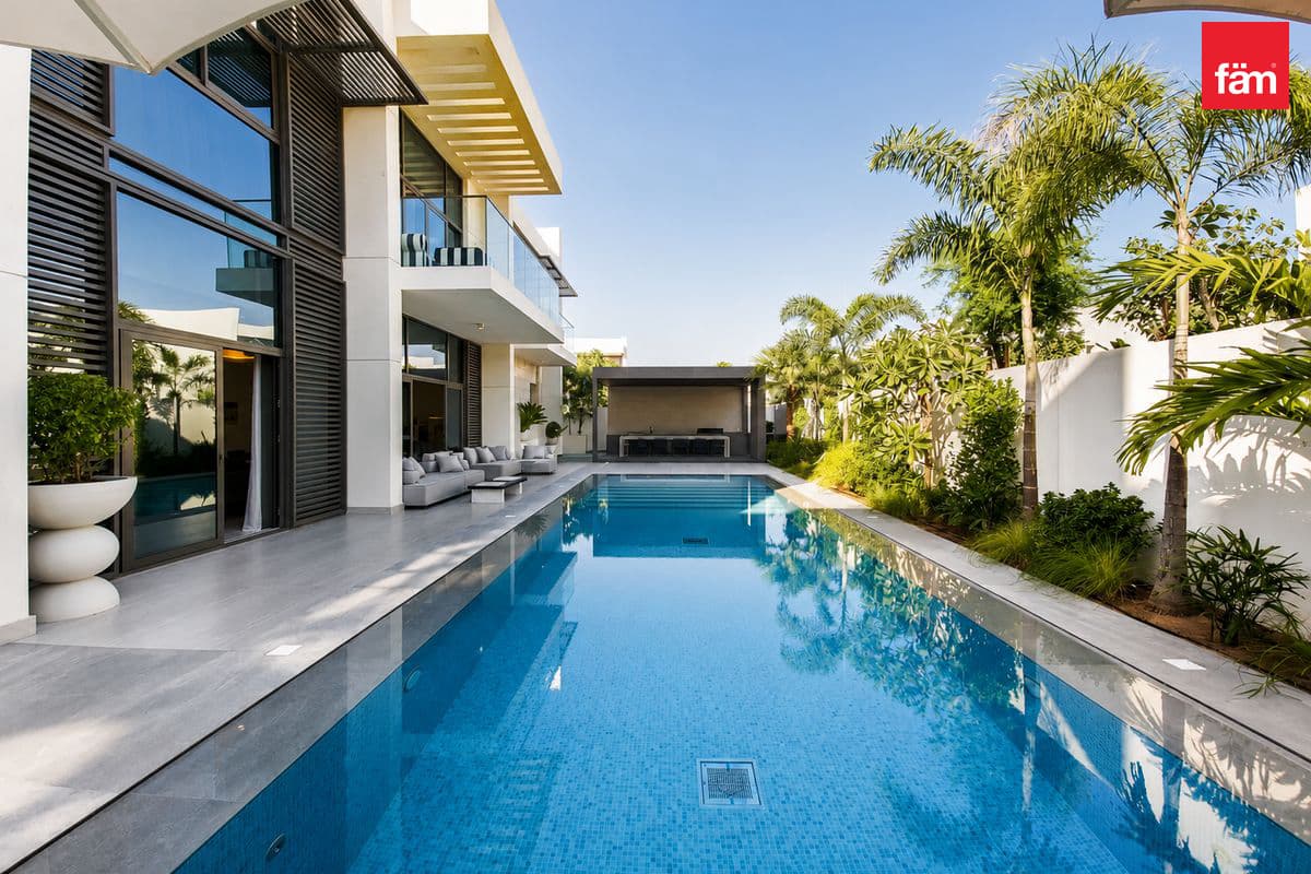 Villa in B Villas at District One