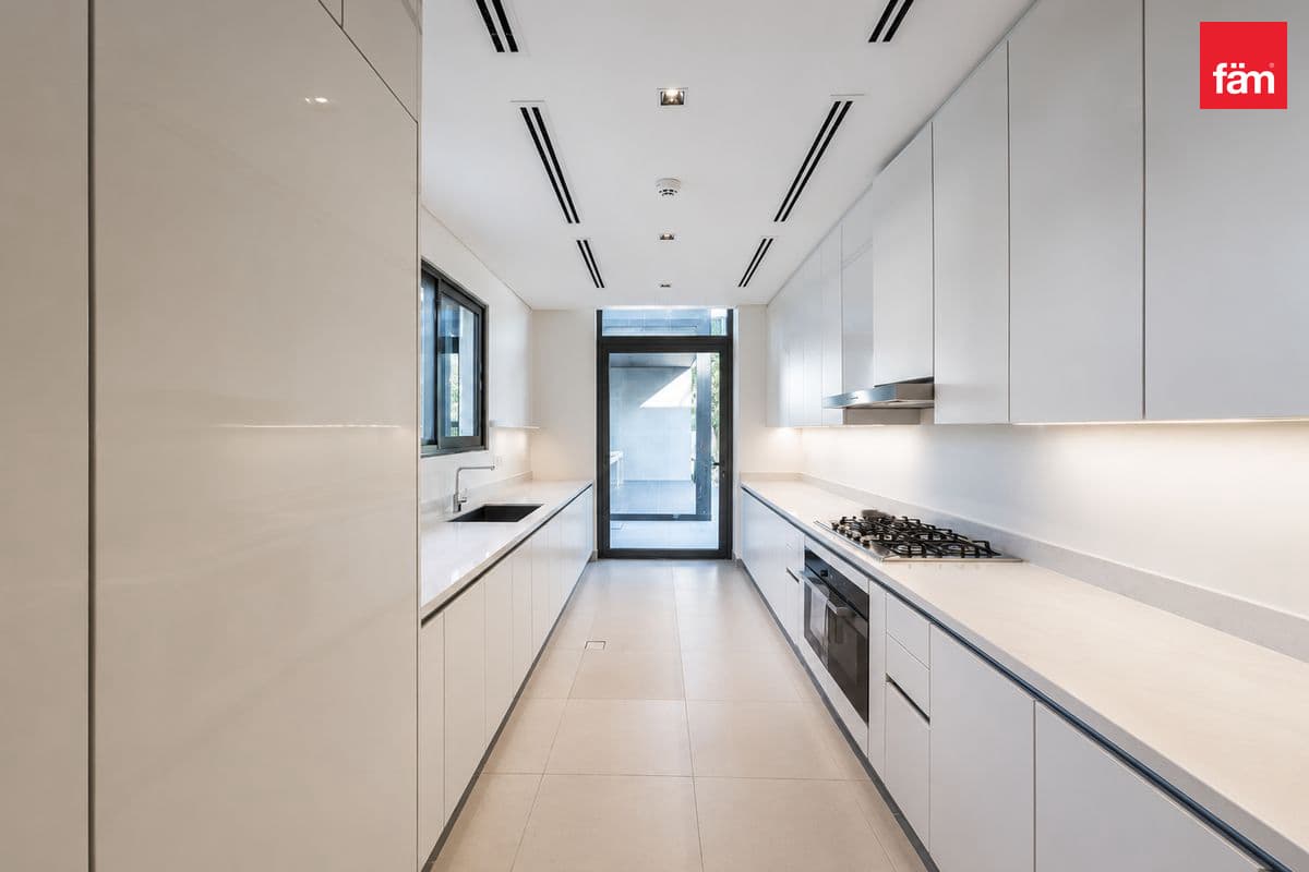 5 bedroom villa in B Villas at District One, photograph 9 of 20