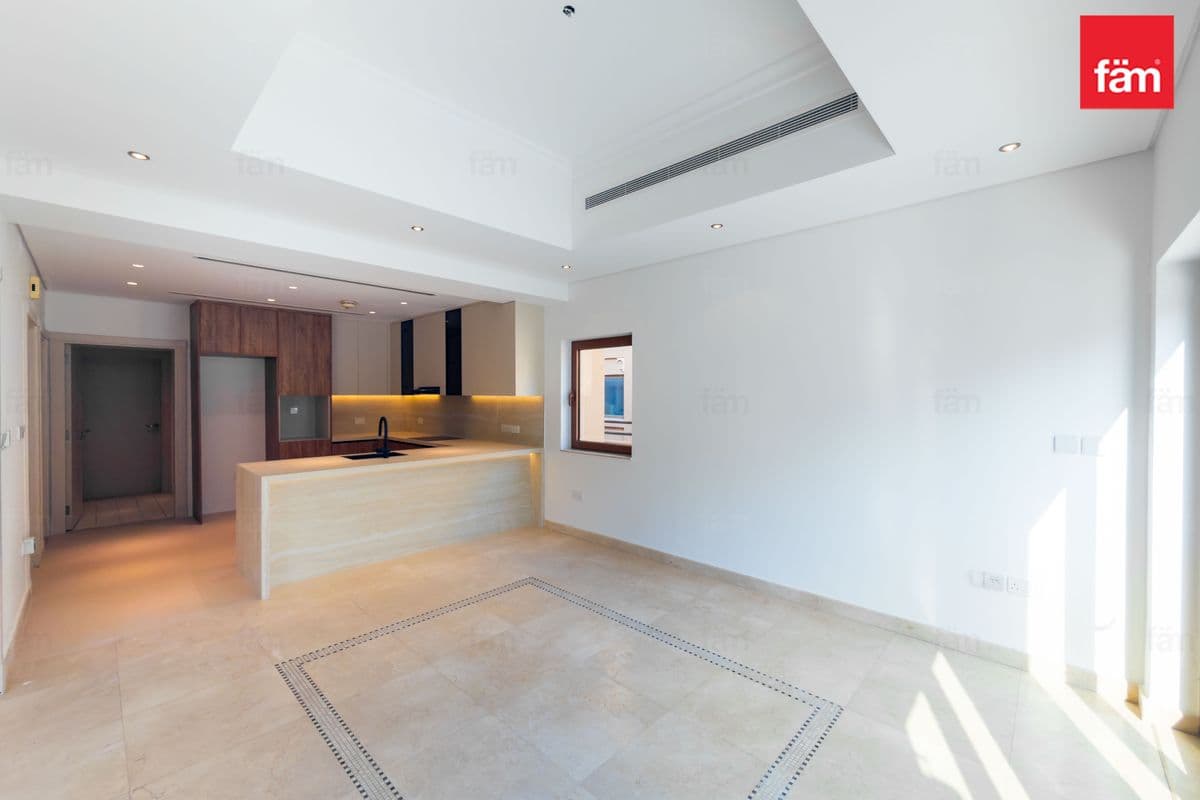3 bedroom villa in Dubai Style, photograph 4 of 20