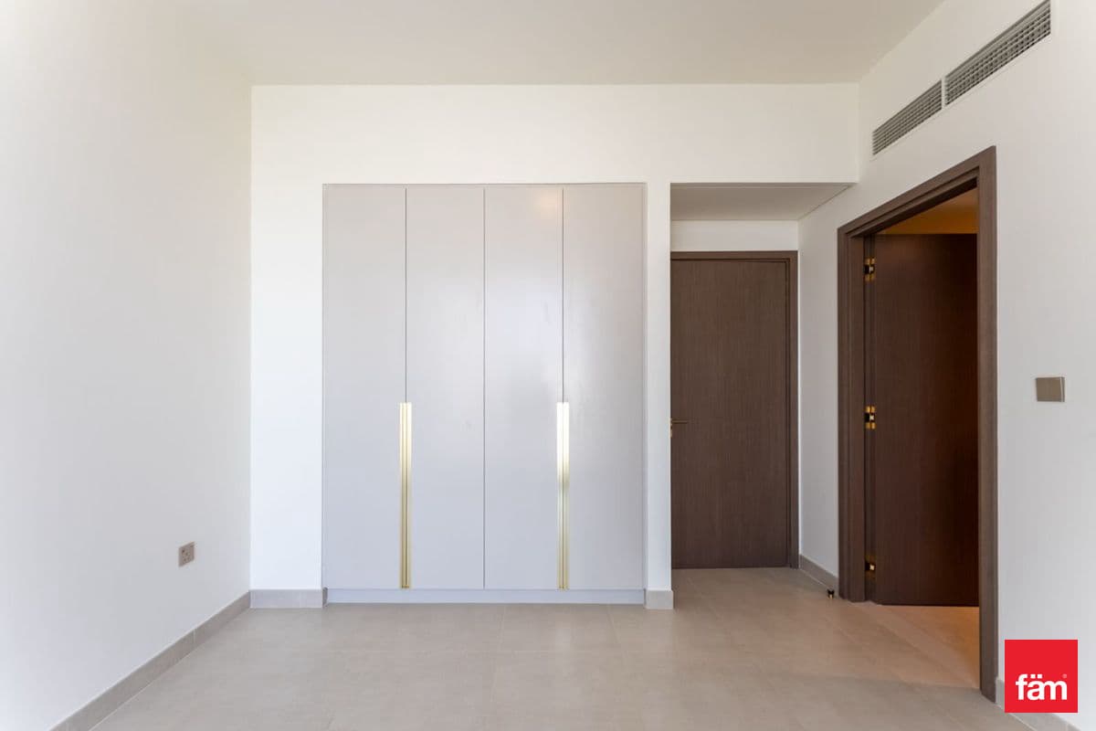 4 bedroom villa in Elie Saab Villas, photograph 5 of 20