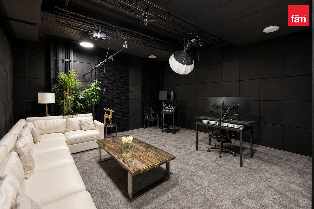 4 bedroom villa in European Clusters Entertainment Foyer, photograph 17 of 20