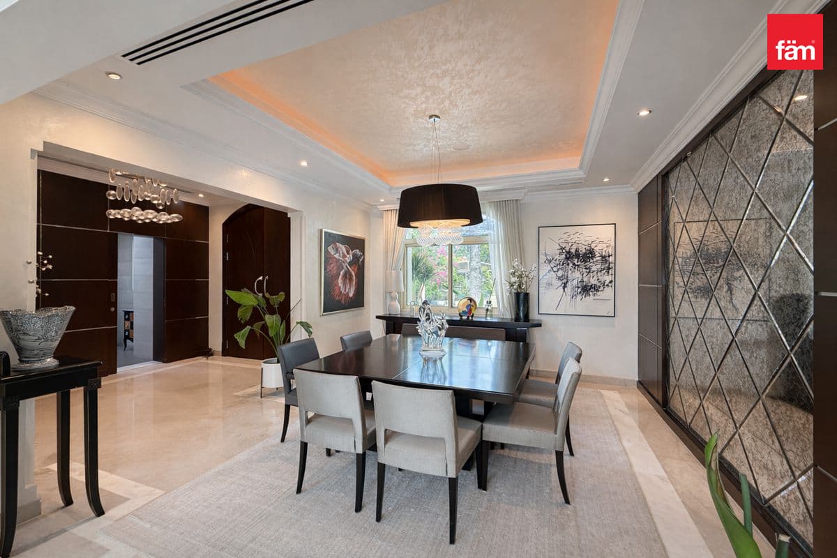 4 bedroom villa in Cluster 5, photograph 11 of 20