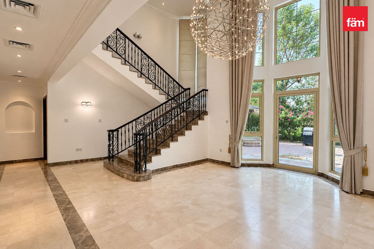 4 bedroom villa in European Clusters Garden Hall, photograph 4 of 20