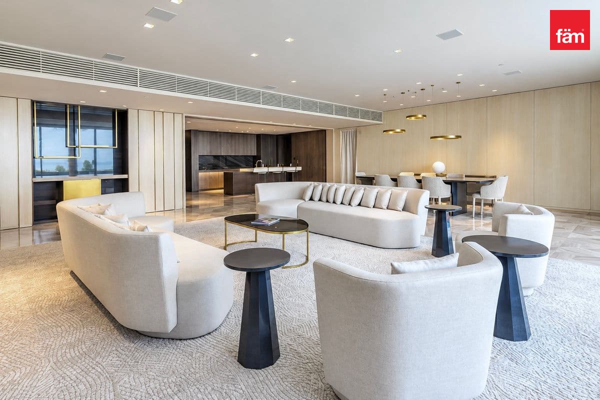 5 bedroom apartment in Five Palm Jumeirah, photograph 6 of 20