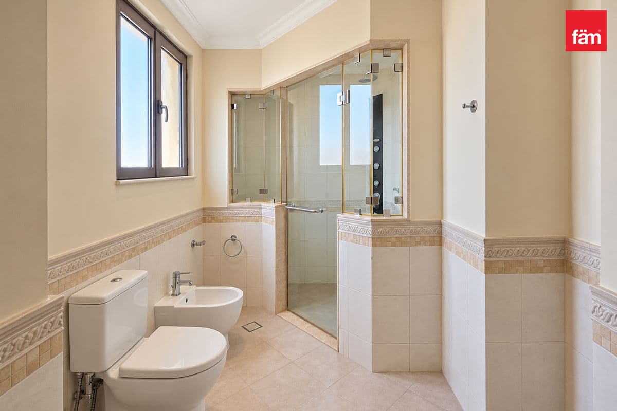 5 bedroom villa in Garden Homes Frond A, photograph 18 of 20