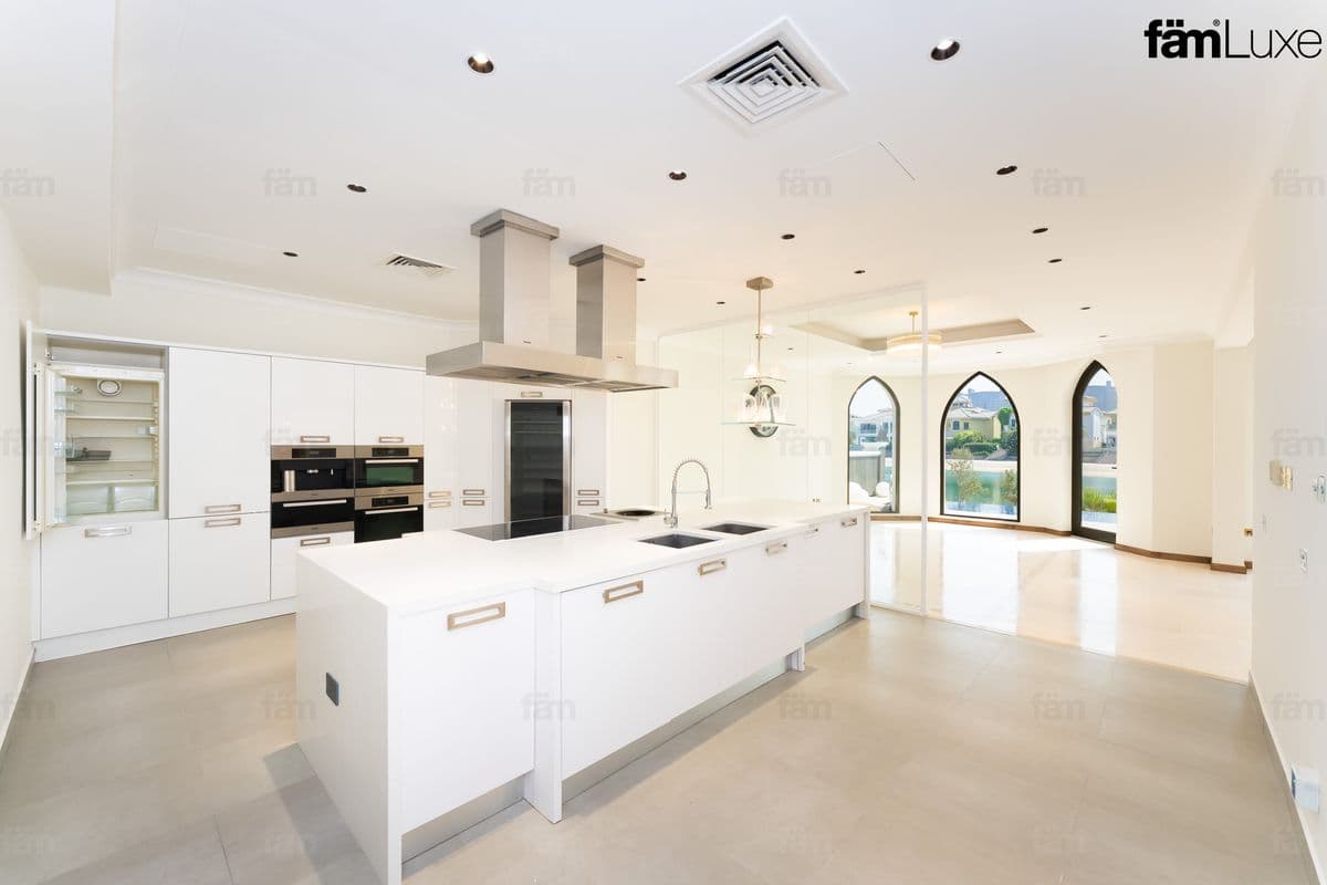4 bedroom villa in Garden Homes Frond C, photograph 5 of 20