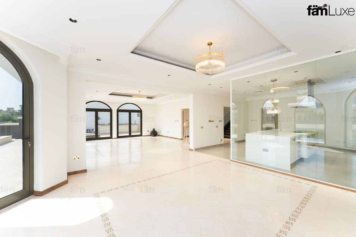4 bedroom villa in Garden Homes Frond C, photograph 4 of 20