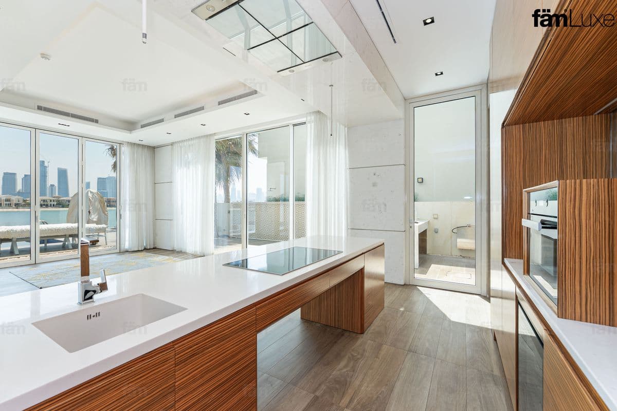 5 bedroom villa in Garden Homes Frond N, photograph 18 of 20