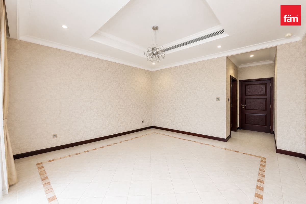 4 bedroom villa in Garden Homes Frond P, photograph 12 of 20