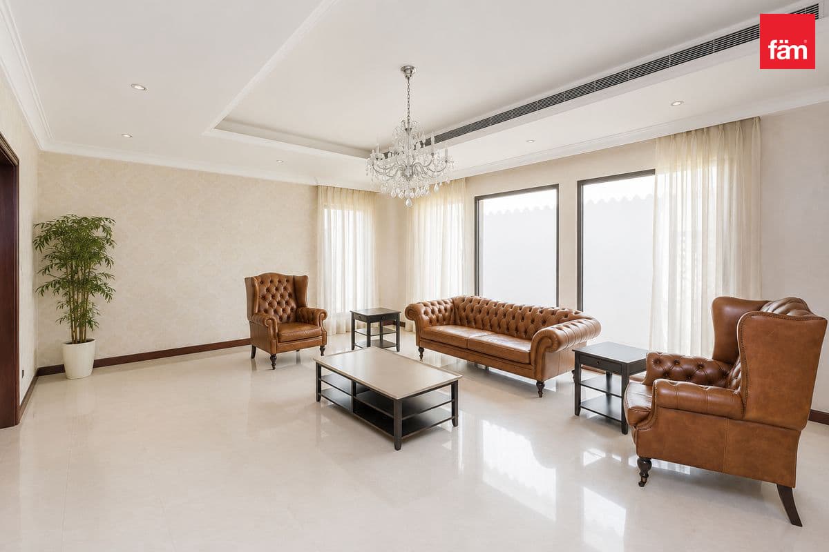 4 bedroom villa in Garden Homes Frond P, photograph 11 of 20