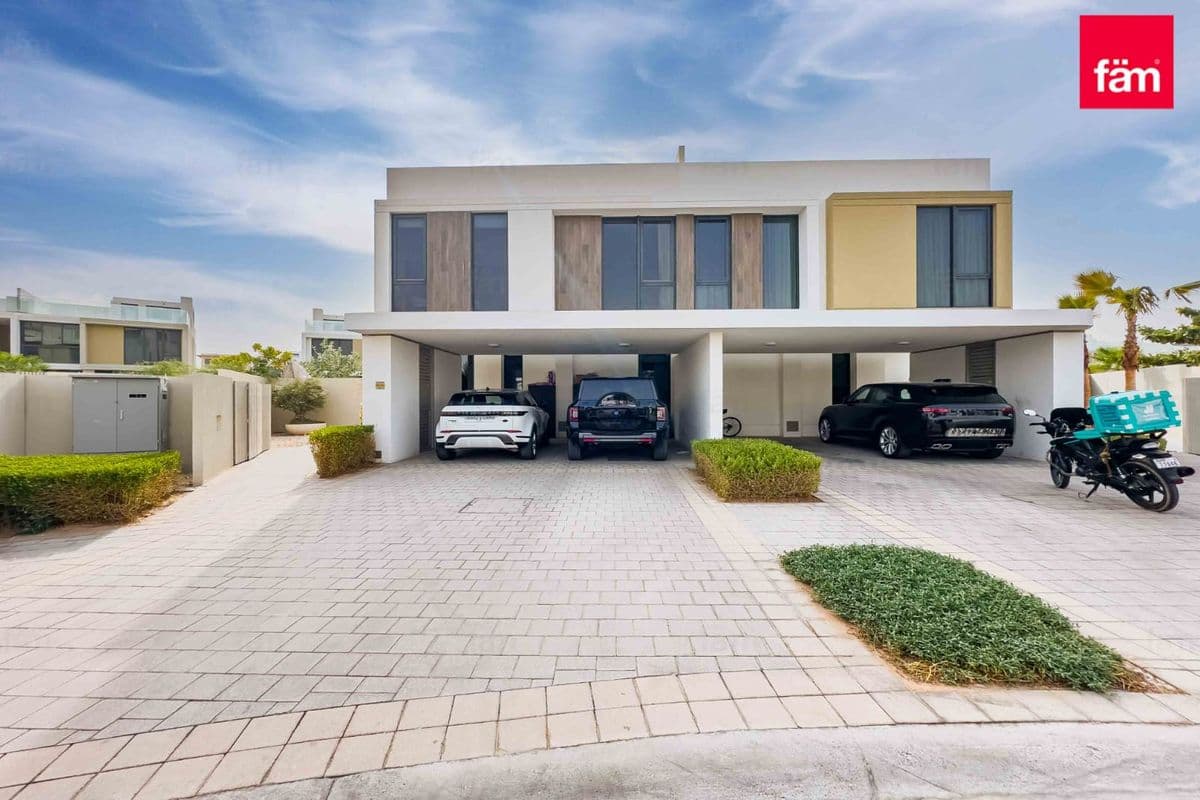 3 bedroom villa in Golf Grove, photograph 1 of 11