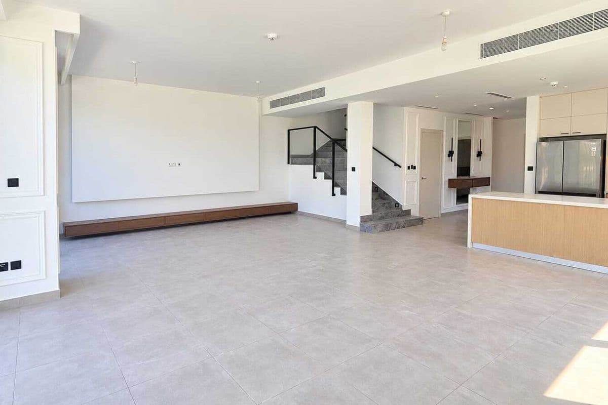 4 bedroom villa in Golf Grove, photograph 8 of 10