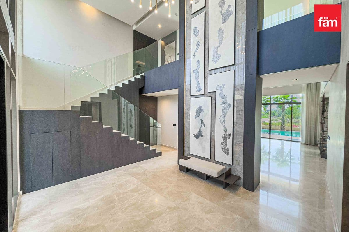6 bedroom villa in Golf Place 1, photograph 6 of 20