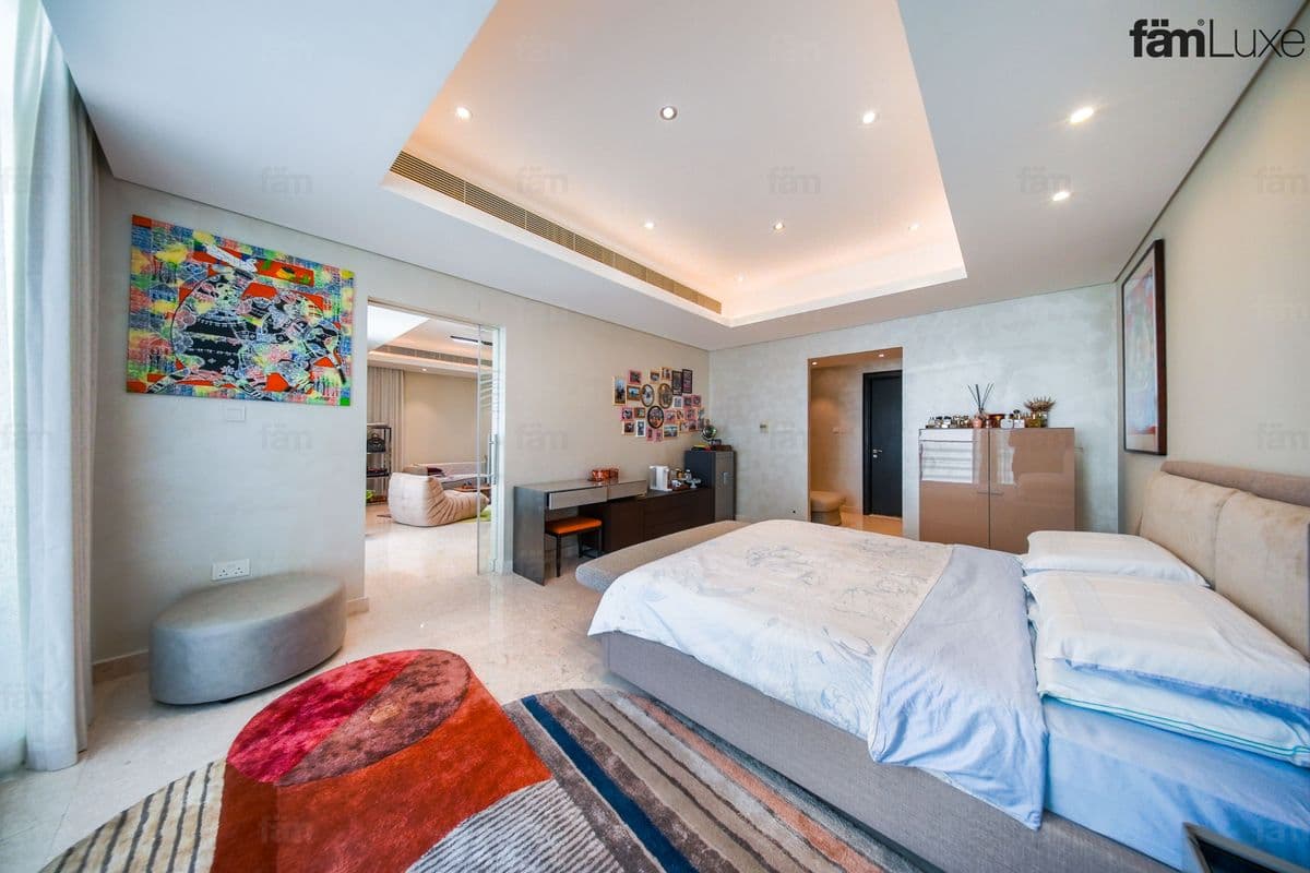 6 bedroom villa in Grand Views, photograph 8 of 20