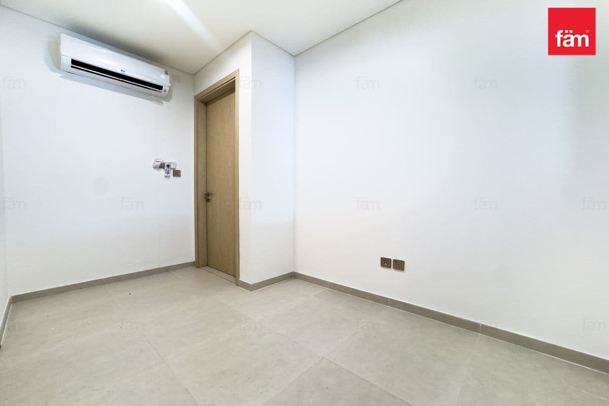 4 bedroom villa in Jebel Ali Village Villas, photograph 16 of 20
