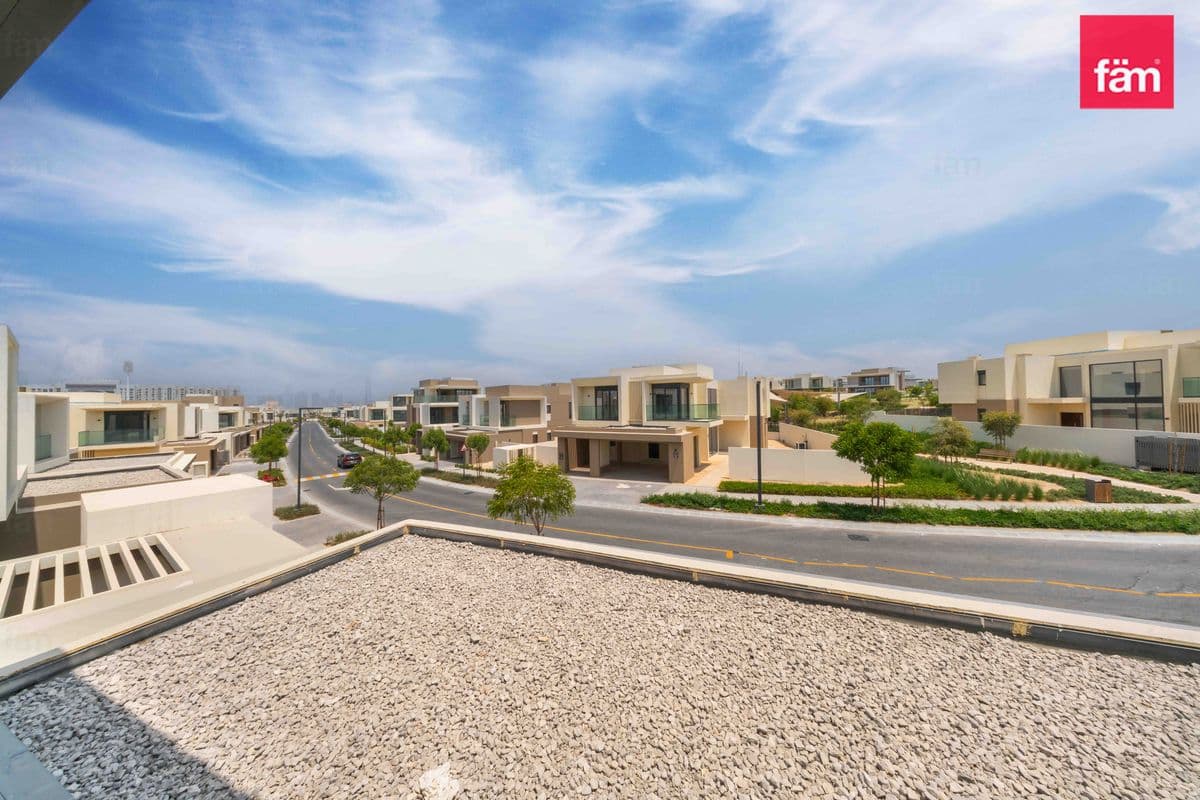 5 bedroom villa in Jebel Ali Village Villas, photograph 17 of 17