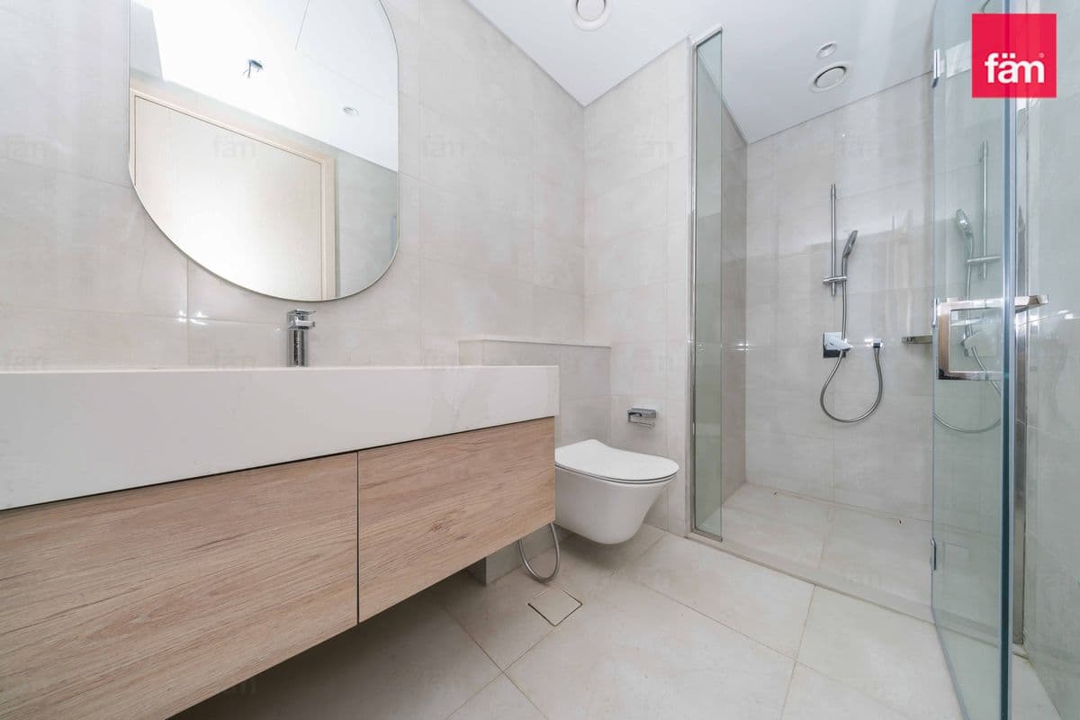 5 bedroom villa in Jebel Ali Village Villas, photograph 10 of 17