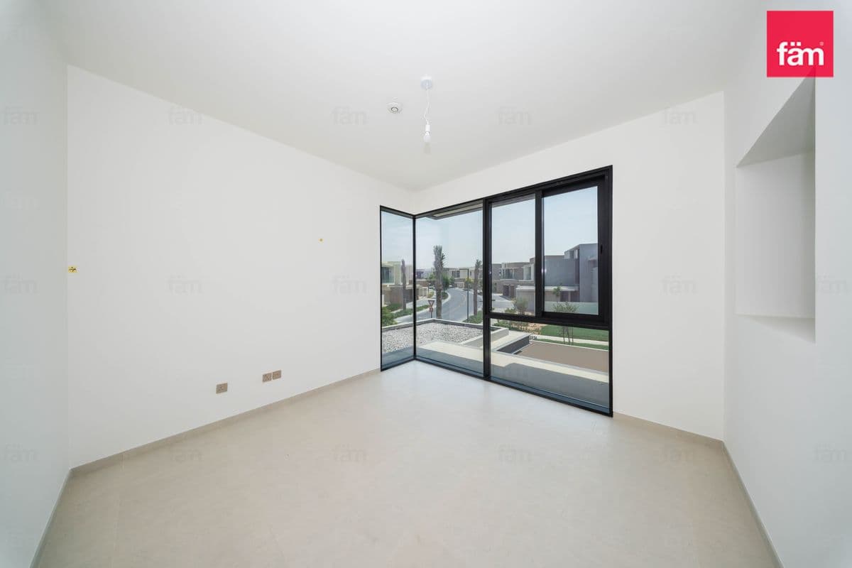 5 bedroom villa in Jebel Ali Village Villas, photograph 12 of 20